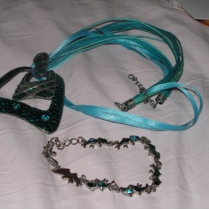 Ensemble collier + BO + bracelet turquoise
