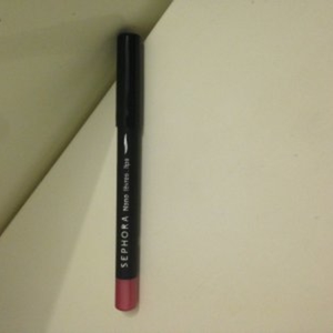 Nano lip liner