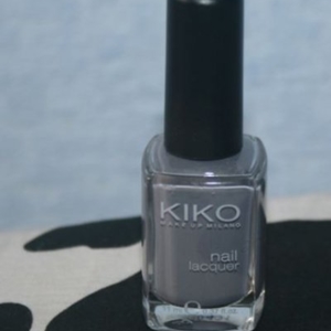 Vernis gris Kiko