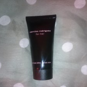 Lait pour le corps for her Narciso Rodriguez