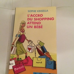 L'accro du shopping attend un bébé