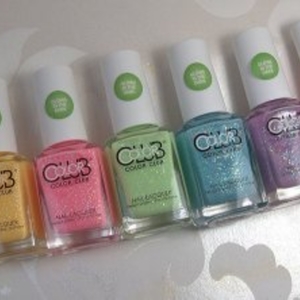 Collection color club glow in the dark