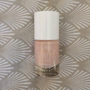 Vernis toute nude