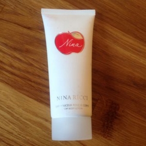 Lait douceur corps Nina Ricci