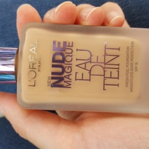 Eau de teint nude magique