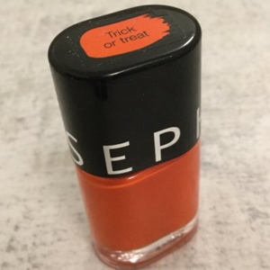 Vernis Rouge orangé