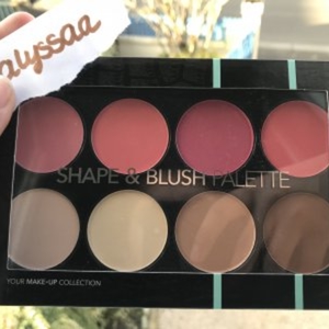 Shape and blush palette