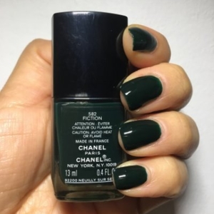 vernis chanel fiction 582