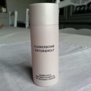 gel douche miniature flower bomb