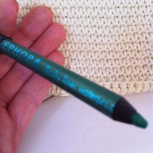 Crayon liner flash vert pailleté