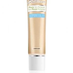 BB cream Light