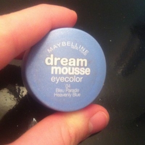 dream mousse eye color