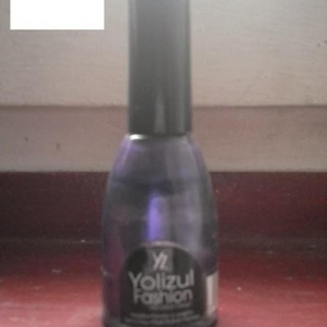 vernis violet foncé