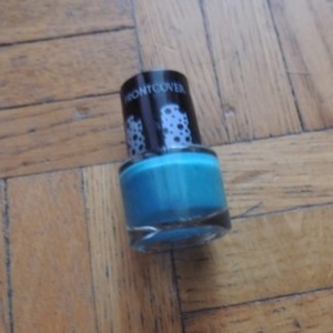 Vernis turquoise