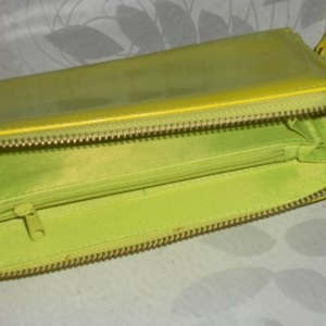 porte feuille fluo