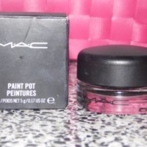 Eye liner crème M.A.C noir neuf