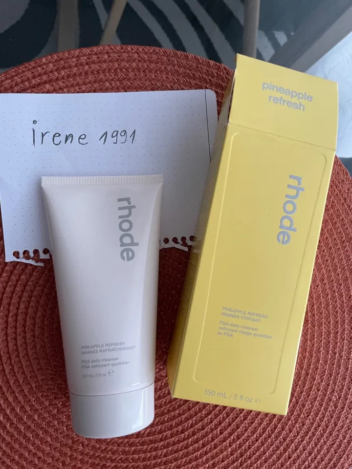 Rhode nettoyant à l'ananas, Inconnue