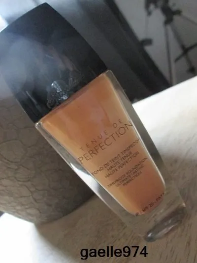 tenue de perfection FDT, Guerlain
