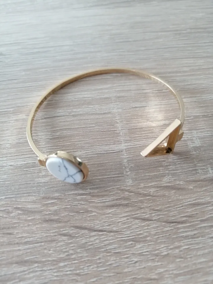 Bracelet Nos curieux voyageurs, Nos curieux voyageurs