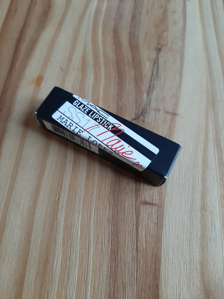 Rouge à lèvres, MAC Cosmetics