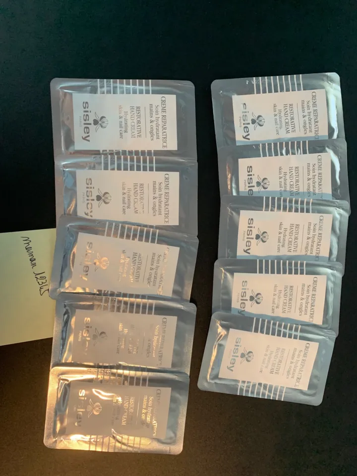 Crème Hydratante Réparatrice Mains et Ongles Sisley, Sisley