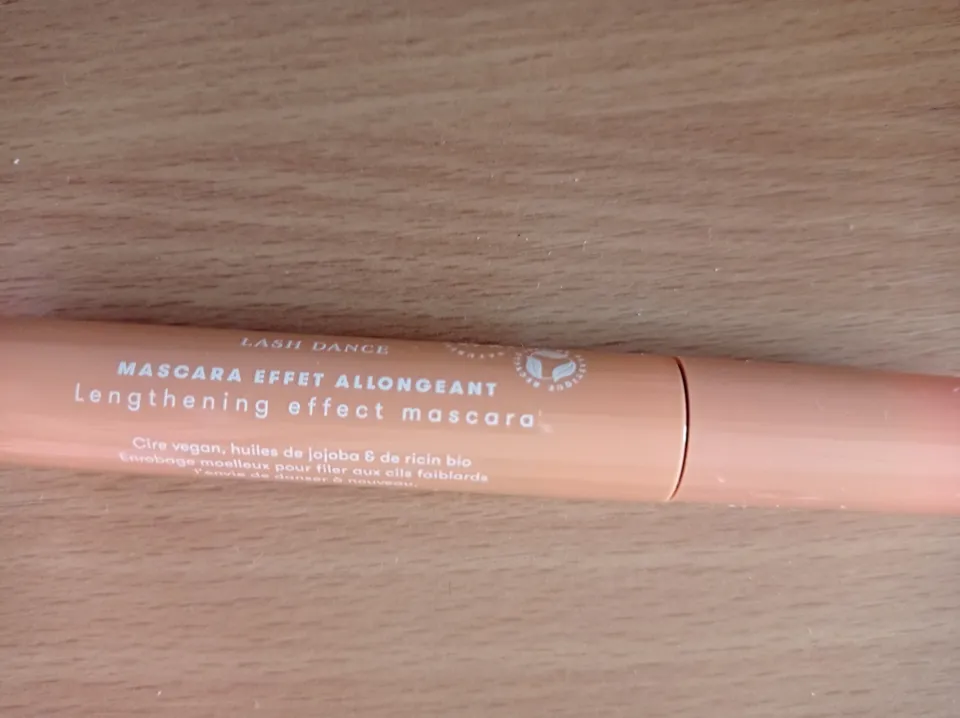 Photo 2 de Mascara Effet allongeant
