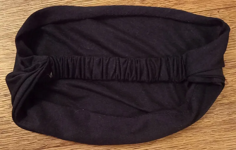 Photo 2 de Bandeau à cheveux noir.