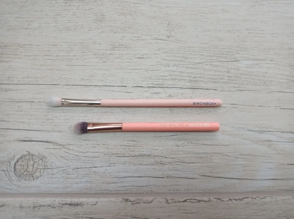 Lot de 2 pinceaux de maquillage, Birchbox