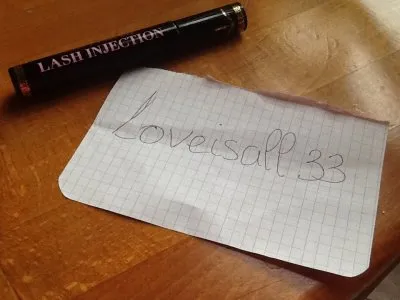 Lash injection, Too Faced