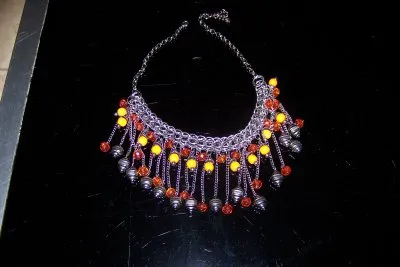 collier, Inconnue