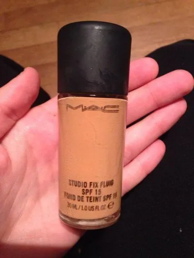 Studio Fix Fluid, MAC Cosmetics
