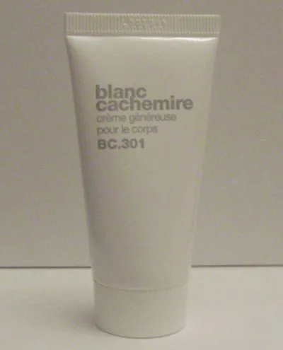 Crème généreuse pour le corps neuve   Blanc Cac, Blanc Cachemire
