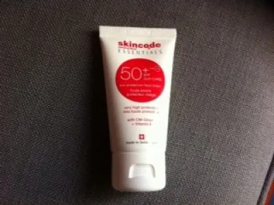 Fluide solaire protection visage, Skincode