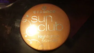 Sun club Essence, Essence