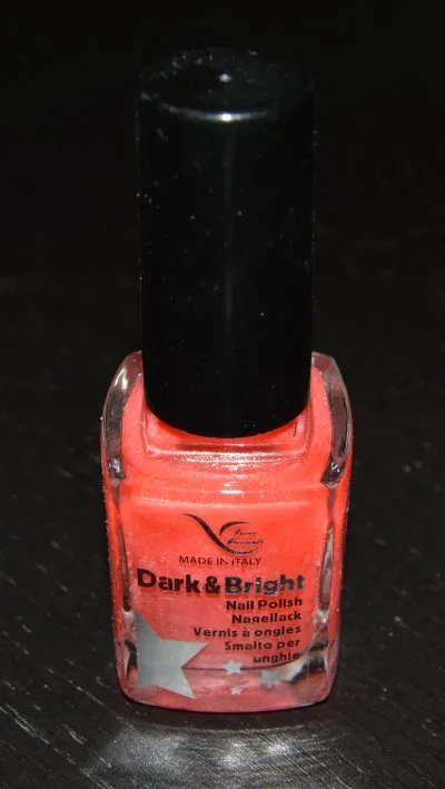 Vernis, Dark and Bright