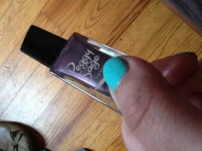 Vernis beyound violet 3004 aimanter, Peggy Sage