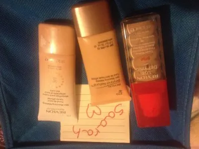 Fond de teint, Revlon