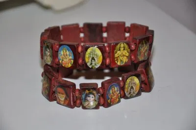 lot de 2 bracelets en bois boudha, Inconnue
