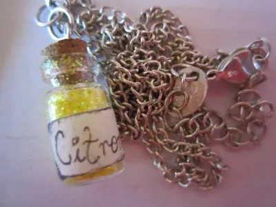 Collier, Claire's