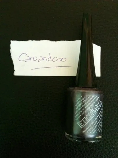 Vernis à ongles, Leticia well