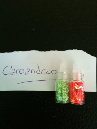 Accessoire pour ongles, Inconnue