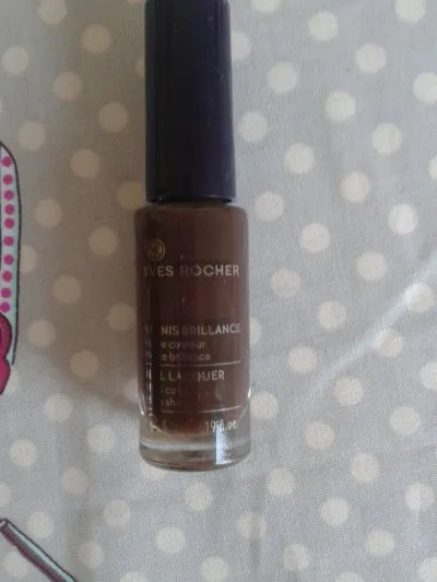 vernis, Yves Rocher