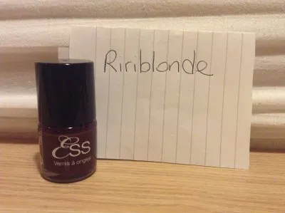 Vernis Bordeaux foncé, ESS Cosmetics