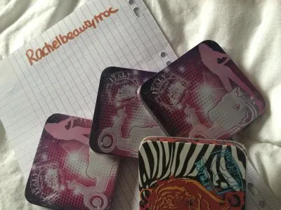 Lot de petites boîtes ou à l'unité., Inconnue