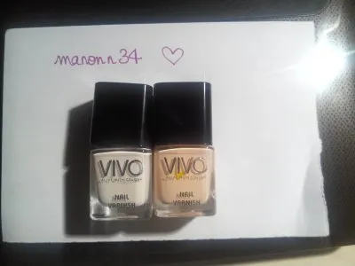 Lot de 2 Vernis, Vivo Cosmetics