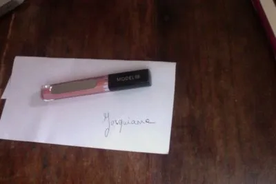 Gloss shine ultra lip gloss, ModelCo