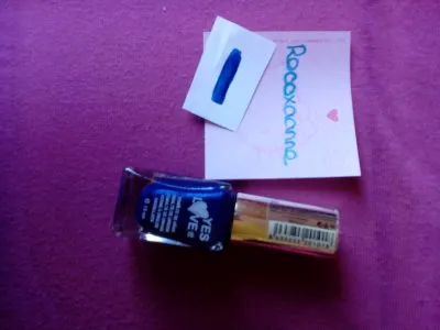 vernis, Yes Love