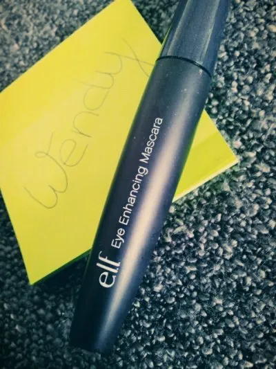 Mascara noir, Elf