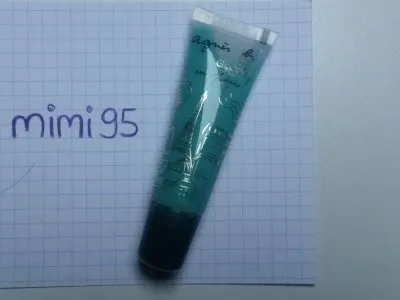 Gloss in Paris, Agnès b.