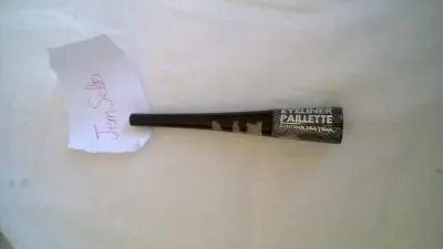 eyeliner pailette, Modélite